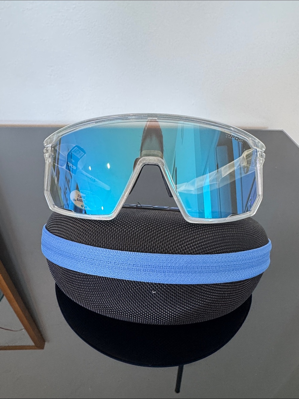 Blue Mirrored Lens running & cycling sunglasses